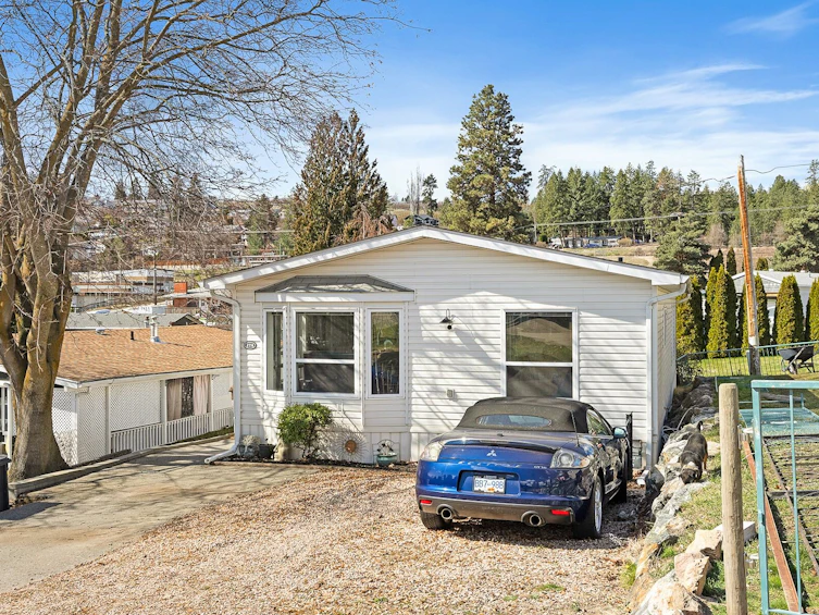 27A-12022 Pretty Road, Lake Country, BC, V4V 1H1 - 2