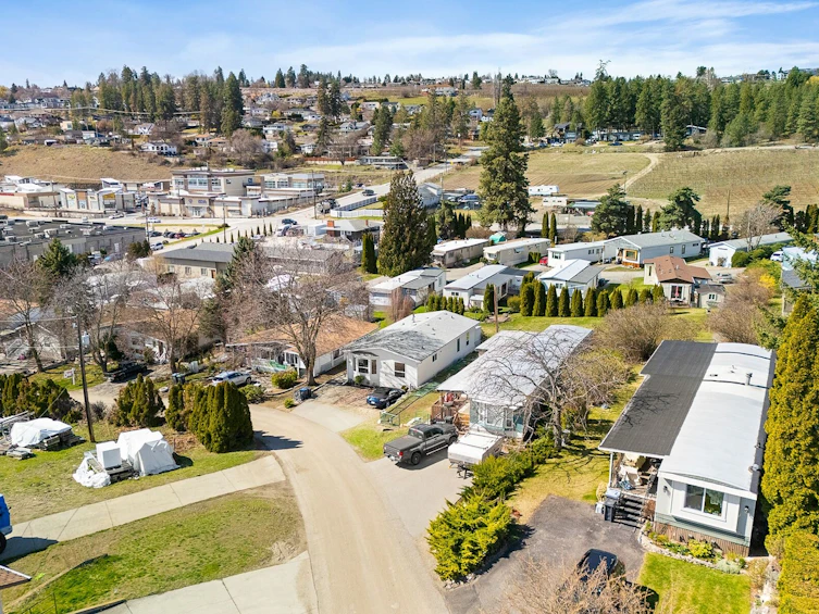 27A-12022 Pretty Road, Lake Country, BC, V4V 1H1 - 27