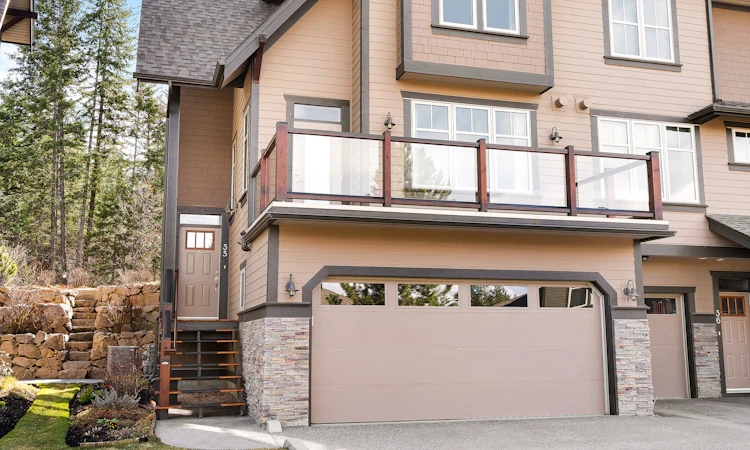 35-333 Longspoon Drive