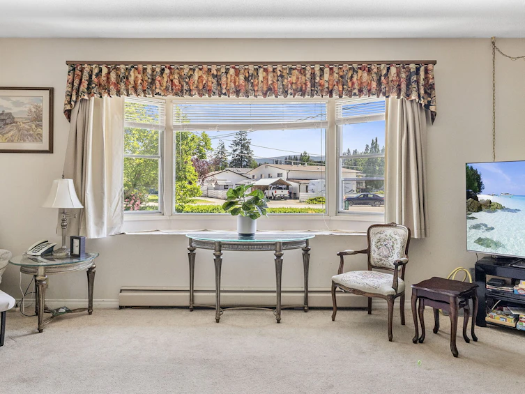 660 Sparrow Road, Kelowna, BC, V1X 4E1 - 32