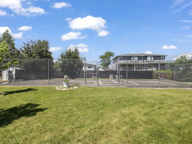 660 Sparrow Road, Kelowna, BC, V1X 4E1 - 66