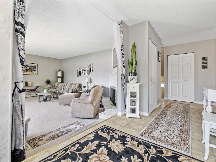 660 Sparrow Road, Kelowna, BC, V1X 4E1 - 5