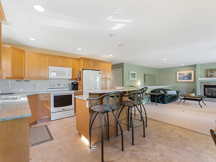 115-1405 Guisachan Place, Kelowna, BC, V1Y 9X8 - 10