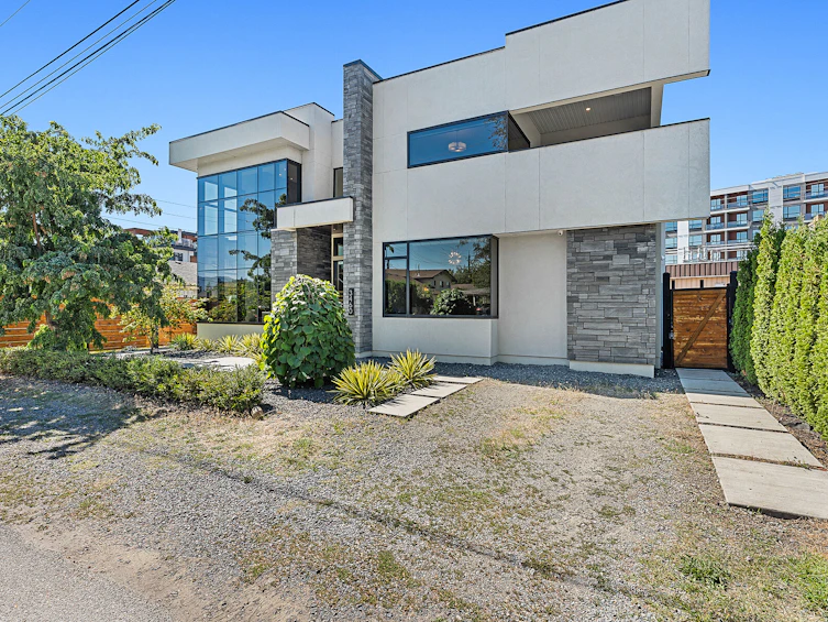 3460 Patsy Road, Kelowna, BC, V1W 3E8 - 2