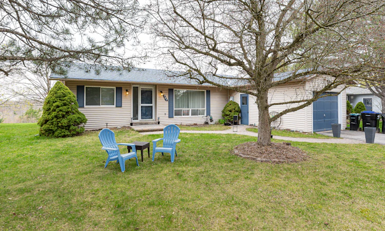 101 Tecumseth Pines Drive