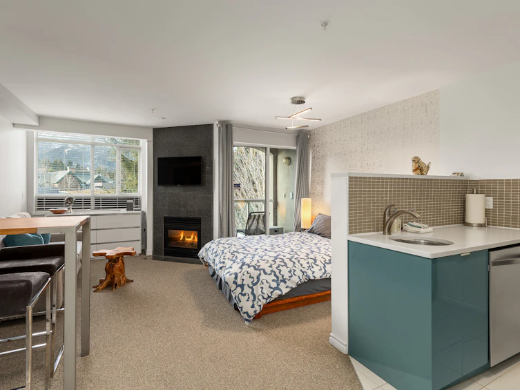 348-4314 Main Street, Whistler, BC, V8E 1A8