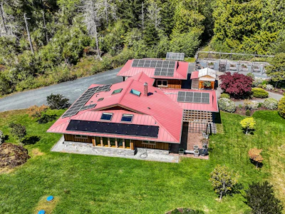 7708 West Coast Road - 4