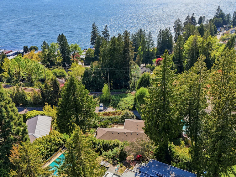 3155 Dickinson Crescent, West Vancouver, BC, V7V 2L4 - 7