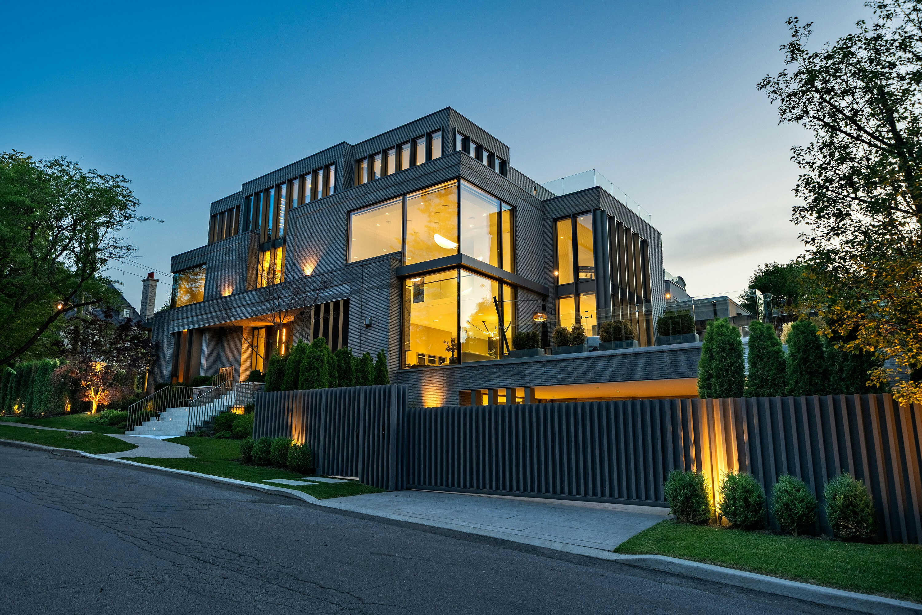 211 Dunvegan Road, Toronto, ON, M5P 2P3 - 64