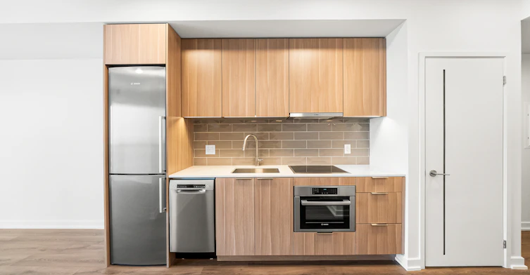1413-88 Bathurst Street, Toronto, ON, M5V 0W8 - 10