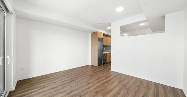 1413-88 Bathurst Street, Toronto, ON, M5V 0W8 - 9