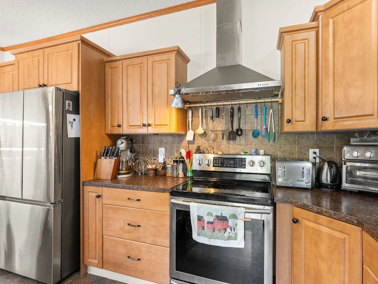 13262 Porters Road, Pender Harbour Egmont, BC, V0N 2H1 - 3