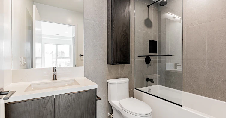 5 York Garden Th104 Way, Toronto, ON, M6A 2V1 - 14