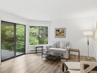 210-1521 Blackwood Street - 4