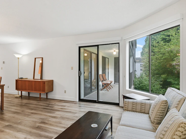 210-1521 Blackwood Street, Surrey, BC, V4B 3V6 - 5