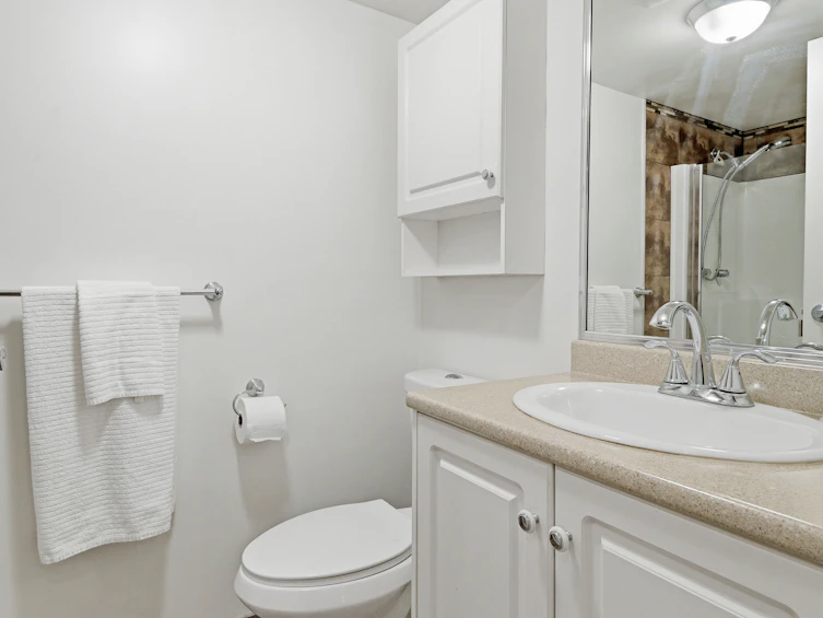 210-1521 Blackwood Street, Surrey, BC, V4B 3V6 - 16
