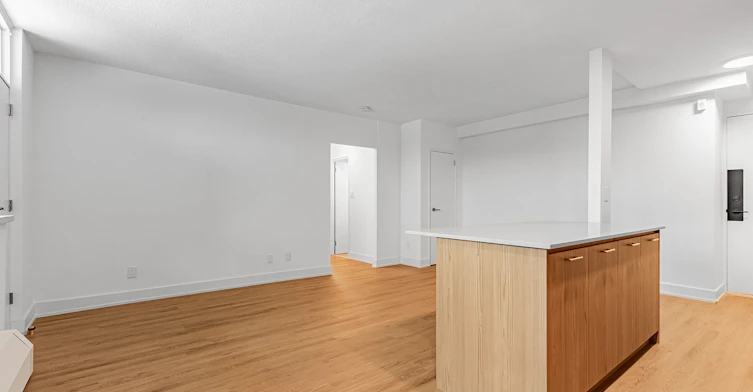 N0520-135 Tyndall Avenue, Toronto, ON, M6K 2G3 - 6