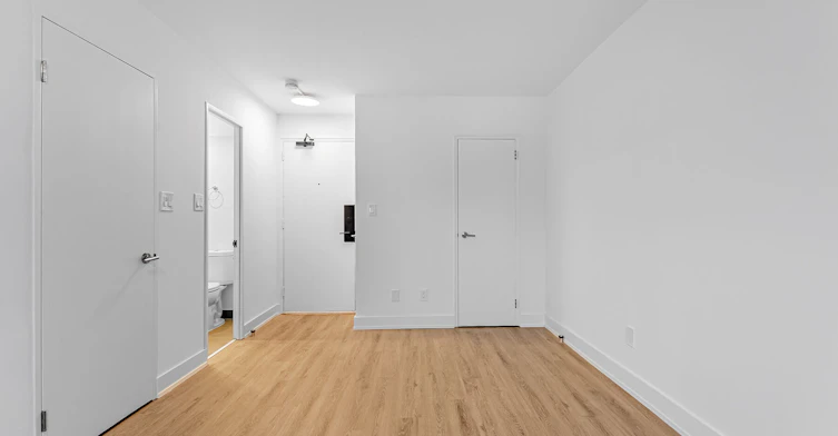 S0106-115 Tyndall Avenue, Toronto, ON, M6K 2G3 - 4