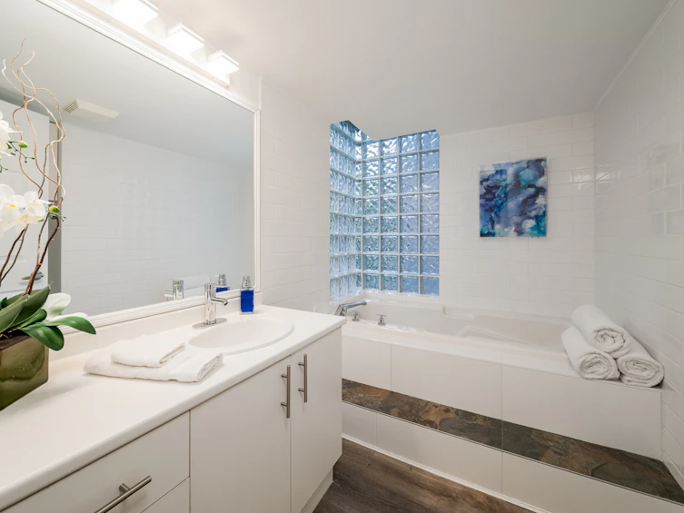 203-408 Lonsdale Avenue, North Vancouver, BC, V7M 2G5 - 25