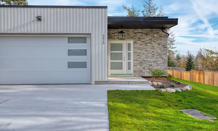5410 Stellar Way