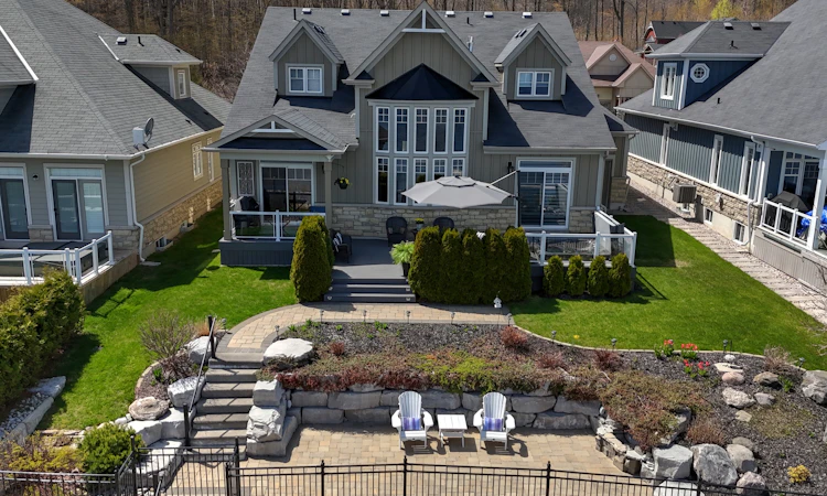 409 Bayport Boulevard