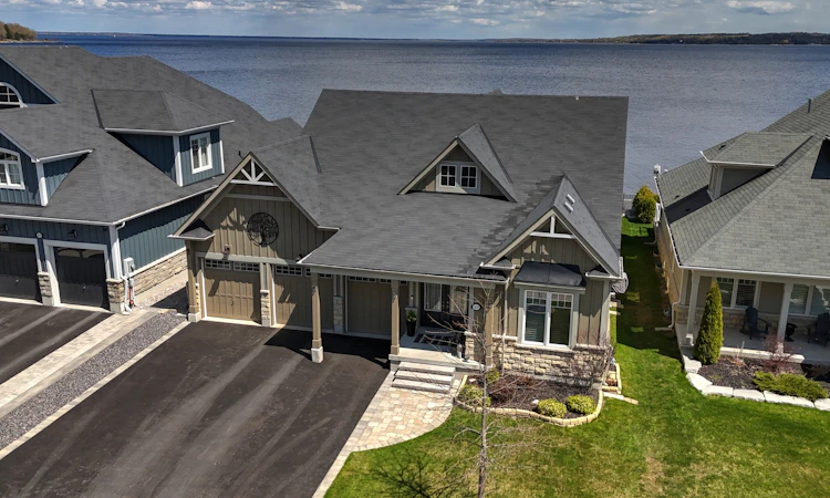 409 Bayport Boulevard