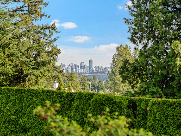 1240 Nepal Crescent, West Vancouver, BC, V7T 2H3 - 30