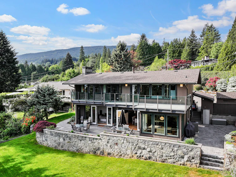 1240 Nepal Crescent, West Vancouver, BC, V7T 2H3
