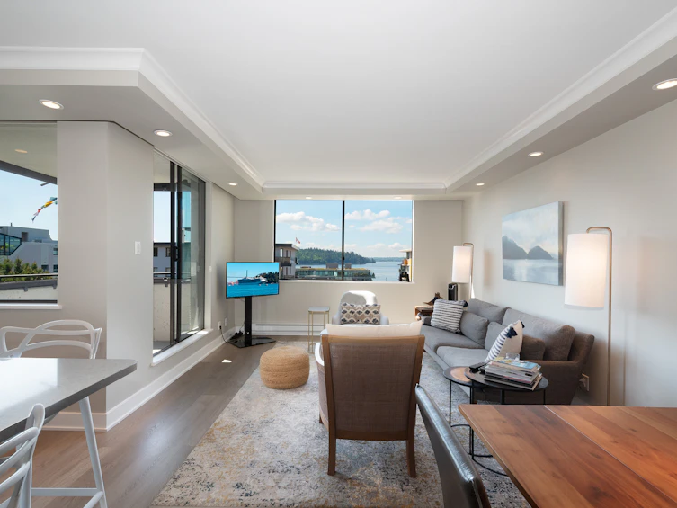 701-1341 Clyde Avenue, West Vancouver, BC, V7T 1E8 - 10