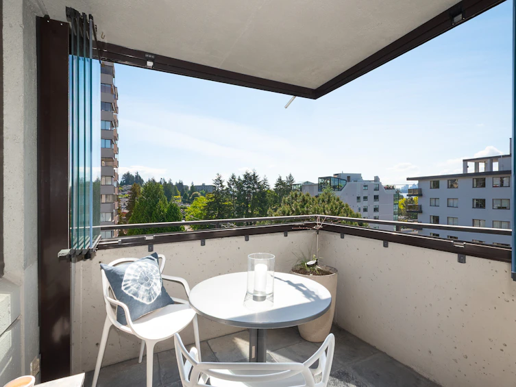 701-1341 Clyde Avenue, West Vancouver, BC, V7T 1E8 - 21