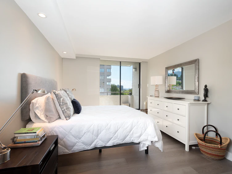 701-1341 Clyde Avenue, West Vancouver, BC, V7T 1E8 - 36