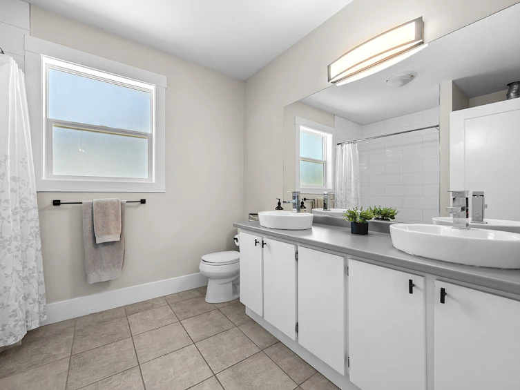 Units 1 & 2-1018 West Kelowna Road, West Kelowna, BC, V1Z 3B7 - 17
