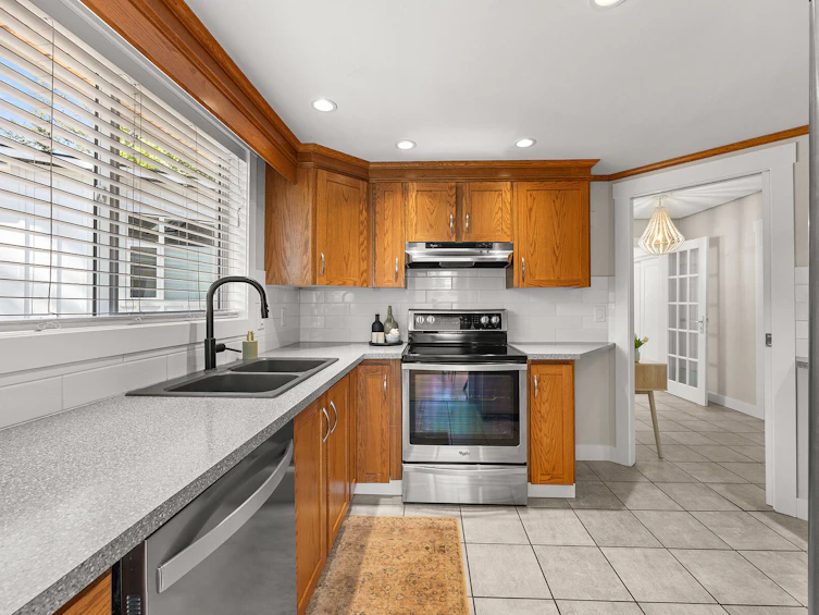 Units 1 & 2-1018 West Kelowna Road, West Kelowna, BC, V1Z 3B7 - 9