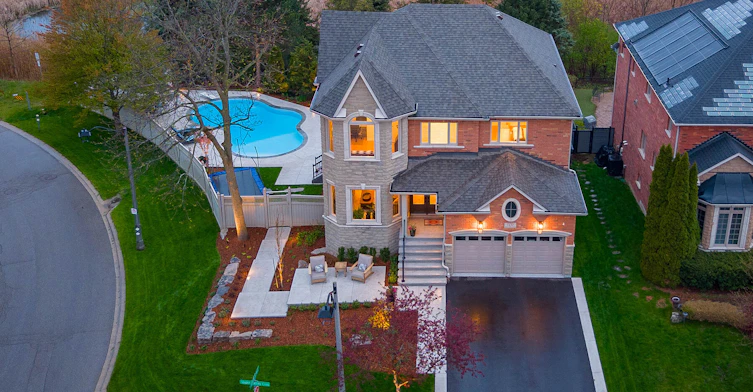 2432 Upper Valley Crescent, Oakville, ON, L6H 7P2