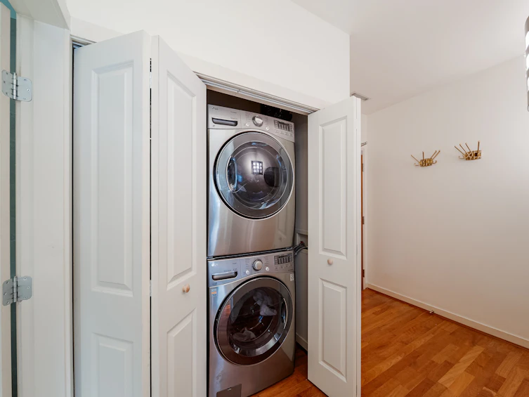 502-1333 W Georgia Street, Vancouver, BC, V6E 4V3 - 17