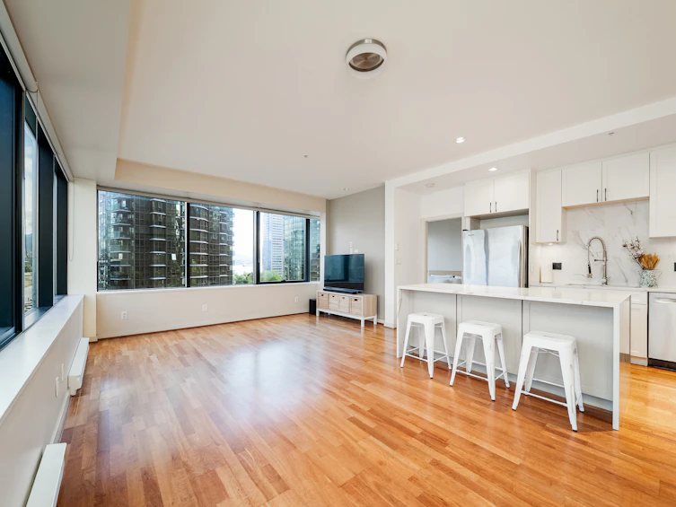 502-1333 W Georgia Street, Vancouver, BC, V6E 4V3 - 4