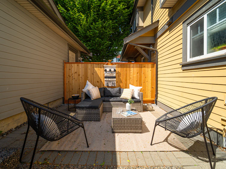 2412 St. Catherines Street, Vancouver, BC, V5T 3X9 - 5