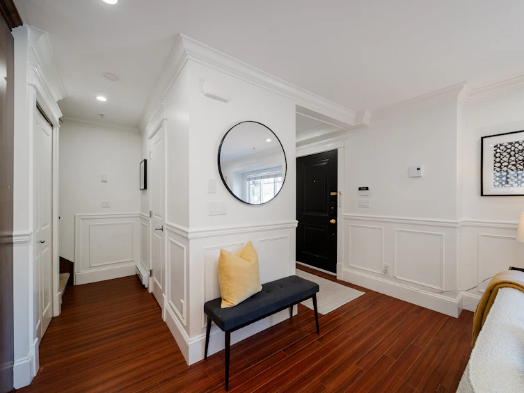 2412 St. Catherines Street, Vancouver, BC, V5T 3X9 - 8