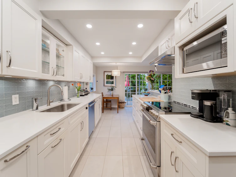 1030 Mathers Avenue, West Vancouver, BC, V7T 2G2 - 10