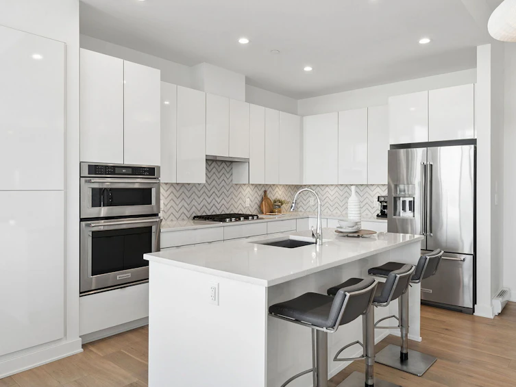 PH2-200 Nelson's Crescent, New Westminster, BC, V3L 0H9 - 13