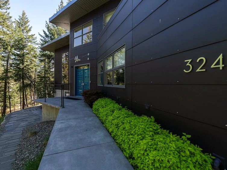 324 Clifton Road, Kelowna, BC, V1V 1A5 - 3