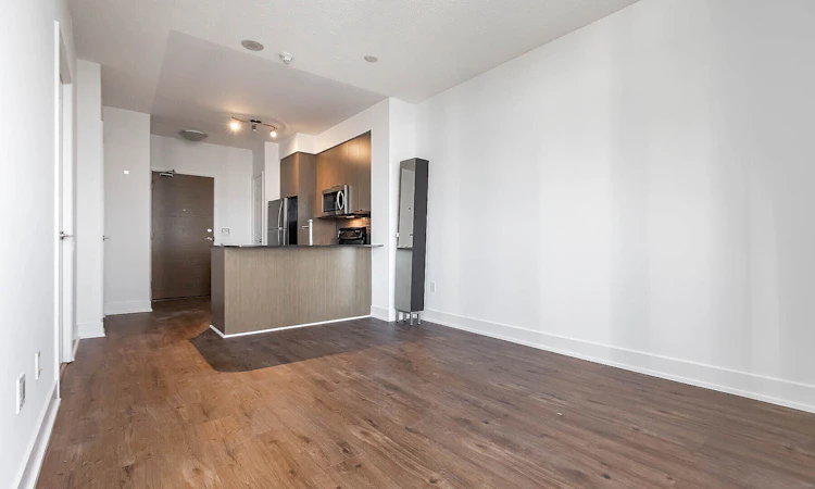 2612-23 Sheppard Avenue E