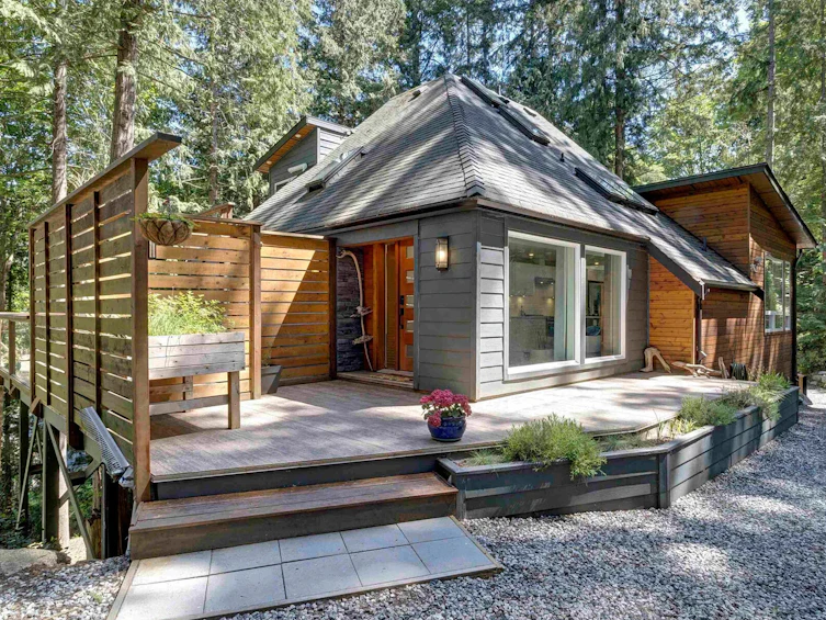 6163-6165 Coracle Drive, Sechelt, BC, V7Z 0C9 - 2