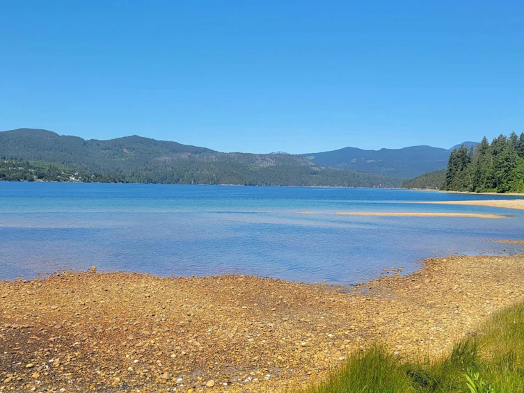6279-6283 Sechelt Inlet Road, Sechelt, BC, V7Z 0L3