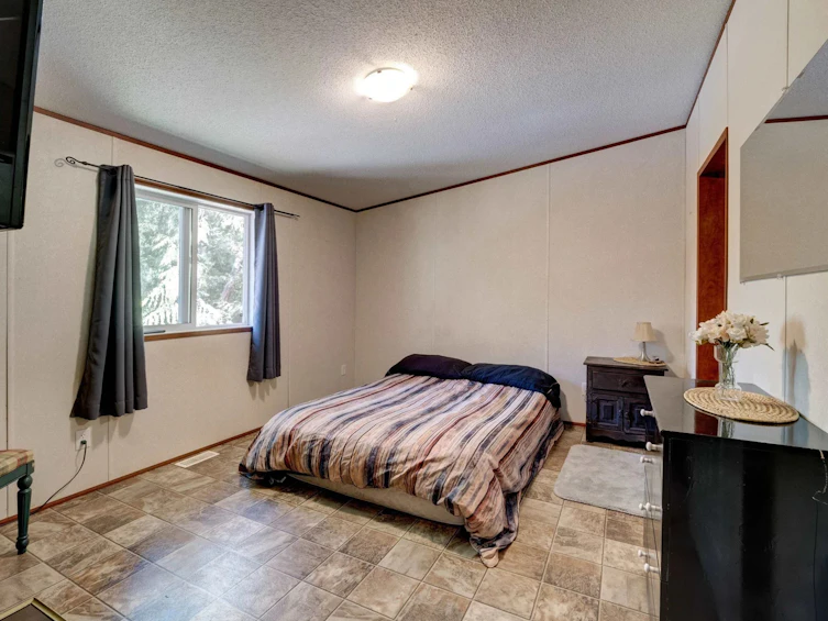 6279-6283 Sechelt Inlet Road, Sechelt, BC, V7Z 0L3 - 33
