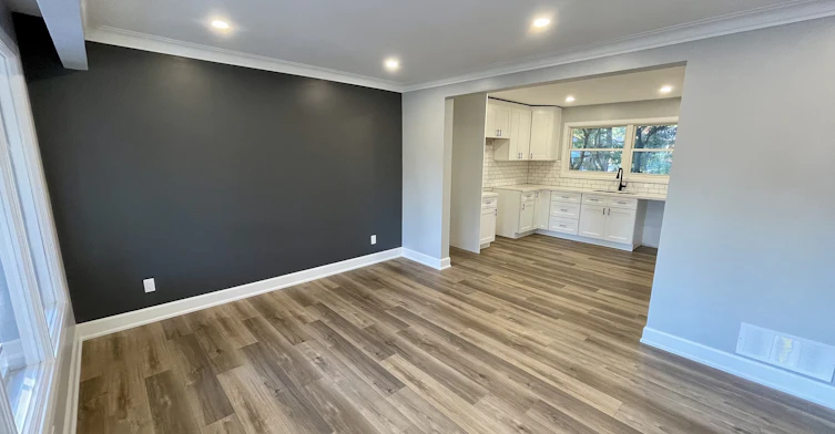 Main Level-39 Silvercreek Pkwy N, Guelph, ON, N1H 3T1 - 2