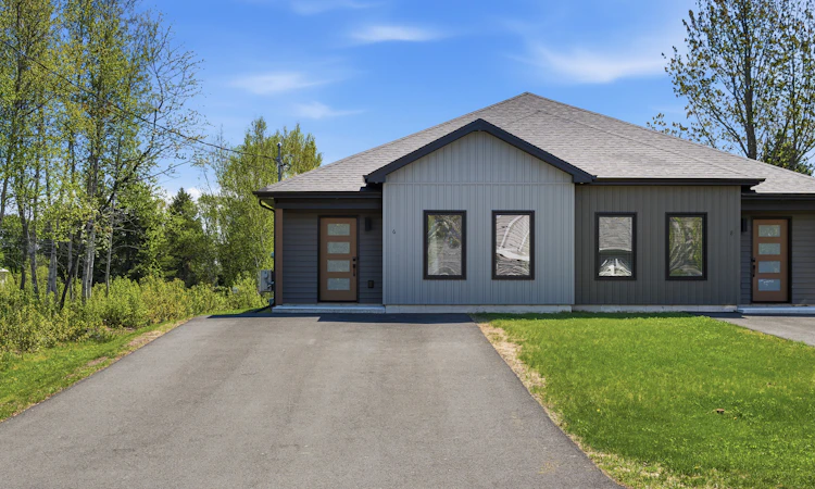 6 Irene Avenue