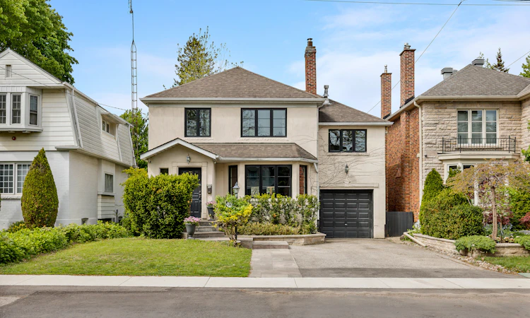 90 Kingsway Crescent