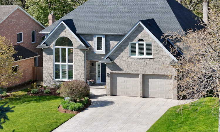 23 Francis Creek Boulevard