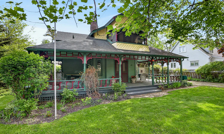 23 Vincent Avenue